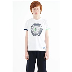 TOMMYLIFE Белая футболка стандартного кроя с цветными рукавами и детальным принтом для мальчиков — 11156