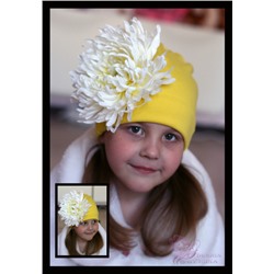 Желтая шапочка с хризантемой Мономаха