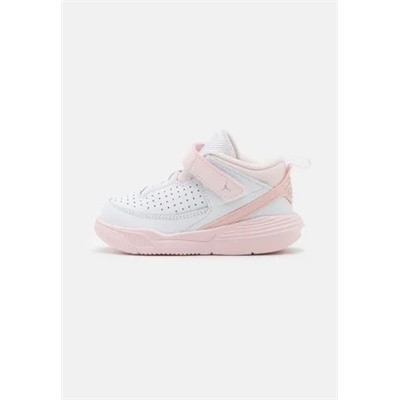 Jordan - JORDAN MAX AURA 5 UNISEX - баскетбольные кроссовки - белые