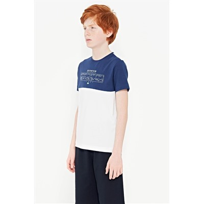 TOMMYLIFE Белая футболка с цветным принтом и круглым вырезом для мальчиков стандартного кроя — 11134