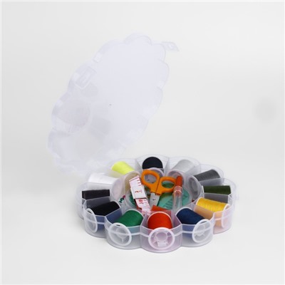 Швейный набор, 74 предметов, в пластиковом органайзере, 15,5 × 15,5 × 3 см