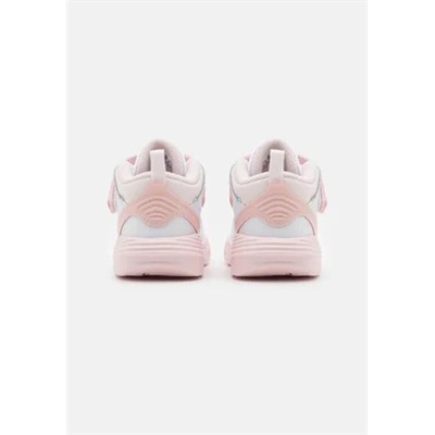 Jordan - JORDAN MAX AURA 5 UNISEX - баскетбольные кроссовки - белые