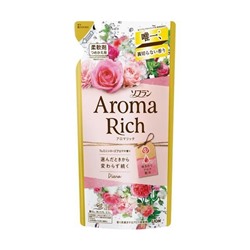 LION Кондиционер для белья Soflan Aroma Rich Diana дезодорирующий с натуральными ароматическими маслами, аромат роз, сменная упаковка 400 мл.