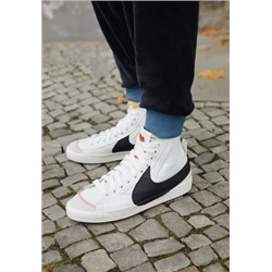 Nikе Sportswear — BLAZER MID '77 JUMBO UNISEX — высокие кроссовки — белые