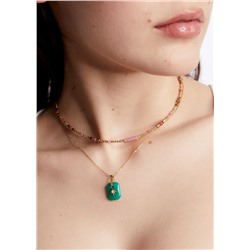 GOLD NECKLACE W/ GREEN STONE PENDANT