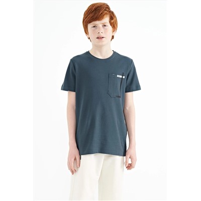TOMMYLIFE Лесная зеленая футболка с круглым вырезом и карманами стандартного кроя для мальчиков — 11120