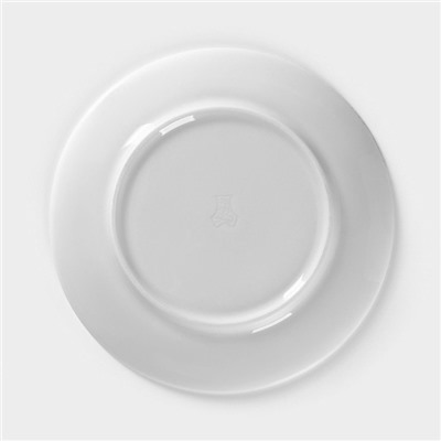 Тарелка фарфоровая «Медведь», d=17,5 см, белая