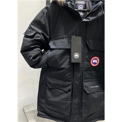 •Теплая парка Canada Goose (мех съемный)