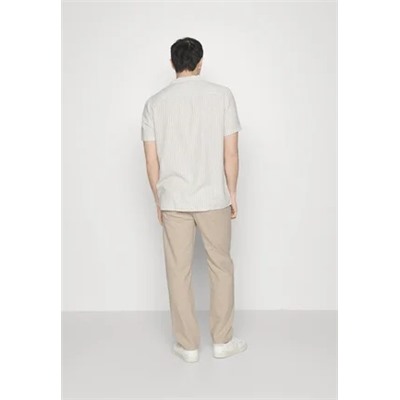 Selected Homme - SLHSTRAIGHT-SILAS PANTS - брюки из ткани - бежевые