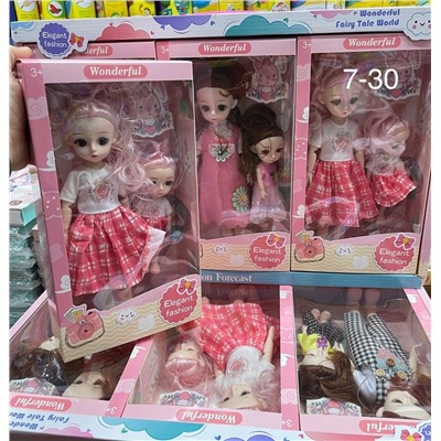 Коллекционная кукла на шарнирах