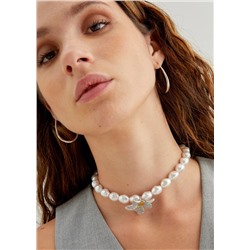 NECKLACE W/ PEARLS AND FLOWER PENDANT