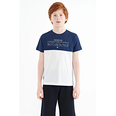 TOMMYLIFE Белая футболка с цветным принтом и круглым вырезом для мальчиков стандартного кроя — 11134