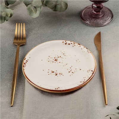 Тарелка фарфоровая пирожковая «Элиганс», d=15 см, цвет белый