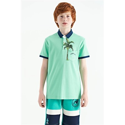 TOMMYLIFE Зеленая футболка стандартного кроя с принтом для мальчиков с воротником поло и карманами - 11144