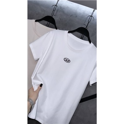 Новая коллекция лаконичных футболок с лого известного бренда из камешек💎🎀🔥