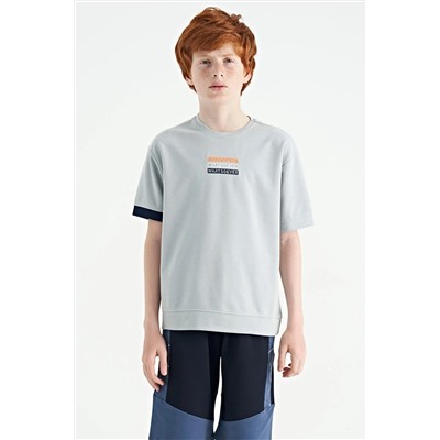 TOMMYLIFE Серая футболка оверсайз с круглым вырезом и вышивкой для мальчиков — 11146