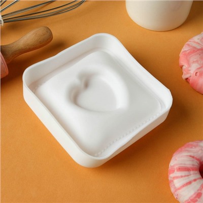 Форма силиконовая для выпечки и муссовых десертов KONFINETTA «Любовь в квадрате», 11,4×12×4,4 см, цвет белый