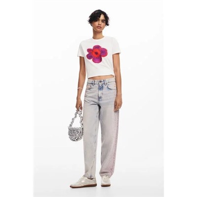 Flower illustration T-shirt