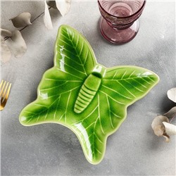 Блюдо керамическое сервировочное «Бабочки», 21,5×20,5 см, цвет зелёный