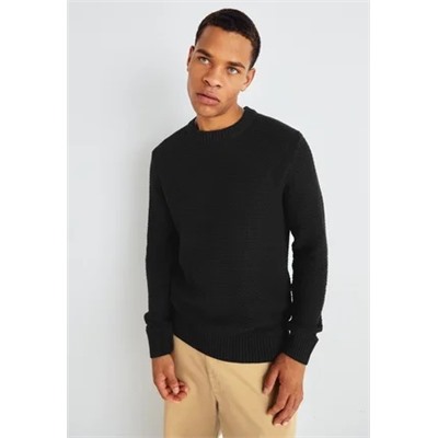 Selected Homme - SLHTHIM STRUCTURE CREW NECK - Вязаный свитер - черный