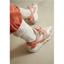 Nikе Sportswear - AIR HUARACHE MN - Кроссовки низкие - розовый