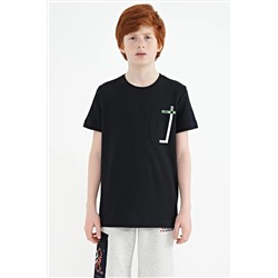TOMMYLIFE Темно-синяя футболка стандартного кроя с карманами и круглым вырезом для мальчиков — 11120