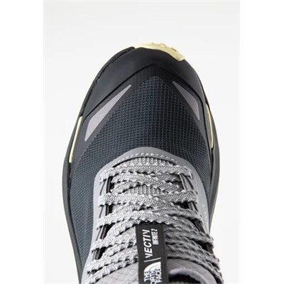 The North Face - INFINITE - кроссовки для бега по пересеченной местности - серый