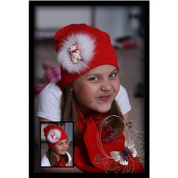 Удл.красная шапка с композицией Рождественский мишка