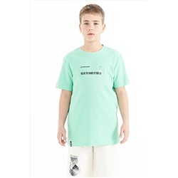 TOMMYLIFE Водно-зеленая футболка стандартного кроя с принтом и круглым вырезом для мальчиков — 11117